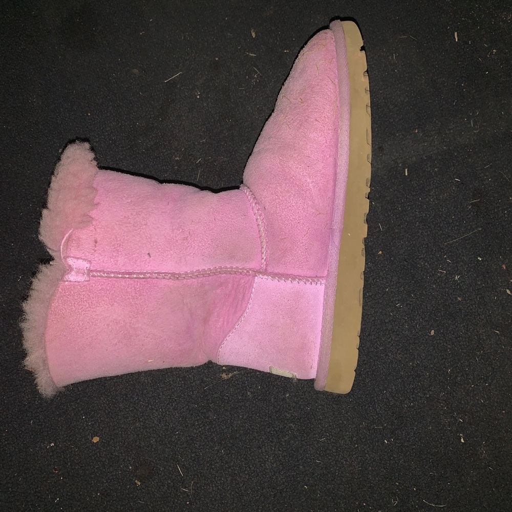 Uggs - Picture 3 of 5